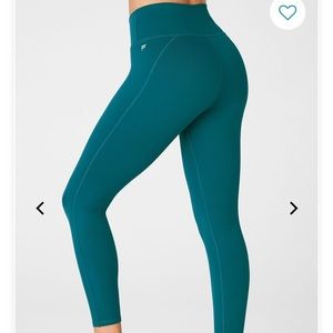 NWOT Fabletics Powerhold